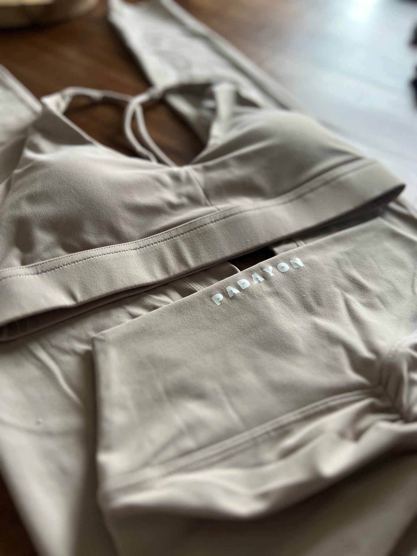 Legging June